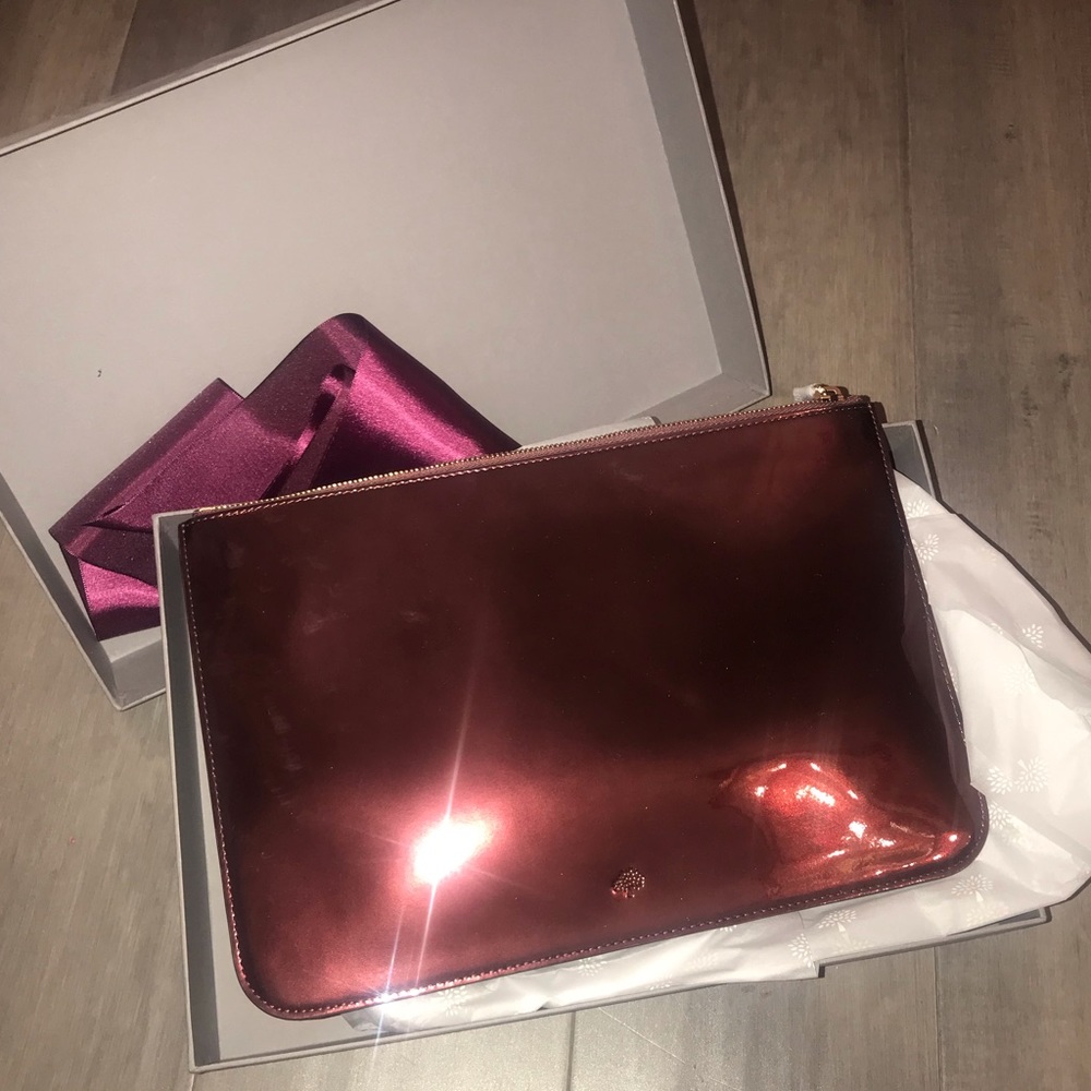 NEW MULBERRY PATENT LEATHER CLUTCH